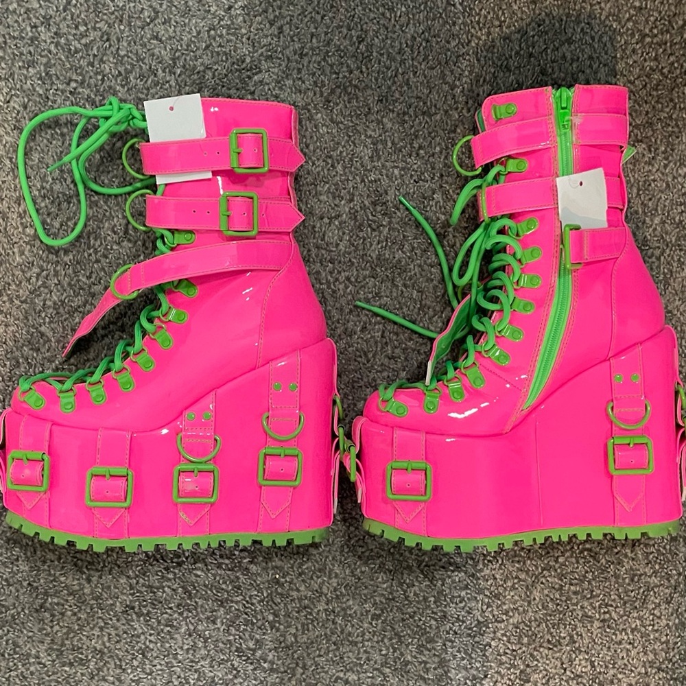 Club Exx Green Hot Pink Festival Boots